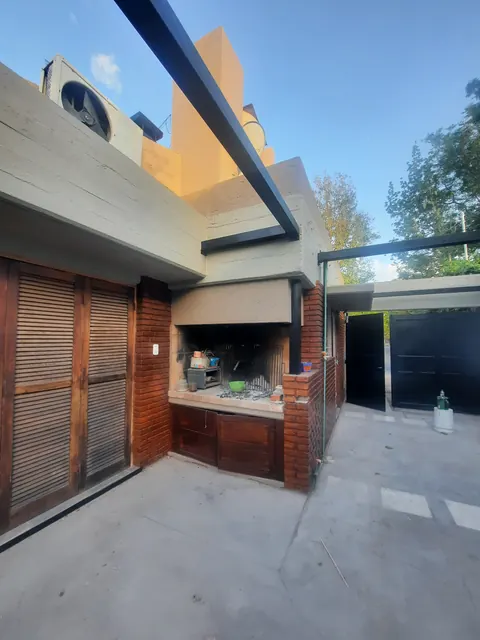 Denia · Patio con asador